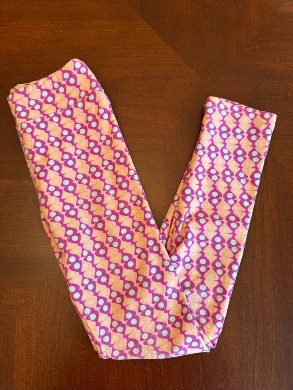 LulaRoe Light Coral and Purple Patterned Leggings